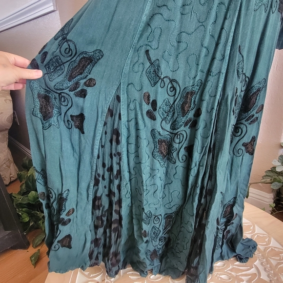 Libaas Teal Embroidered Maxi Dress with Jacket Sz L - Picture 7 of 10